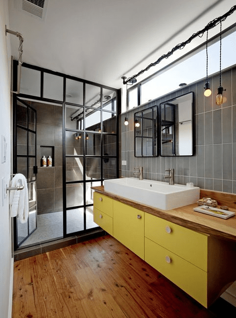 hanger Taiko buik als je kunt Industriele look in de badkamer met stalen douchedeuren | Homedeal